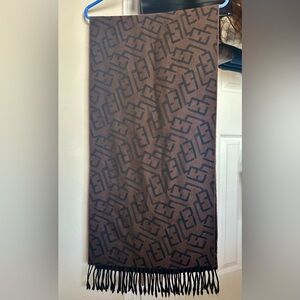 Fendi Reversible Brown and Black Logo Wool Winter Scarf